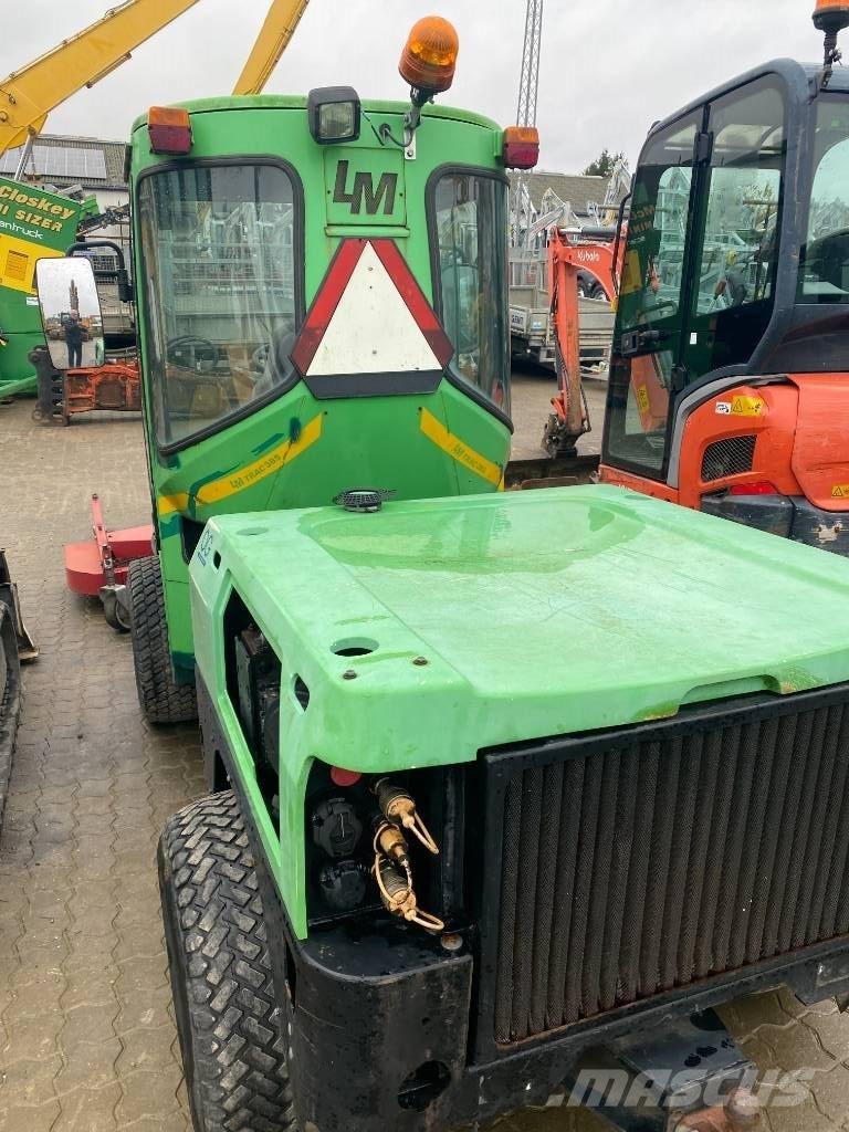 LM 385 redskabsbærer Коммунальные мини-погрузчики