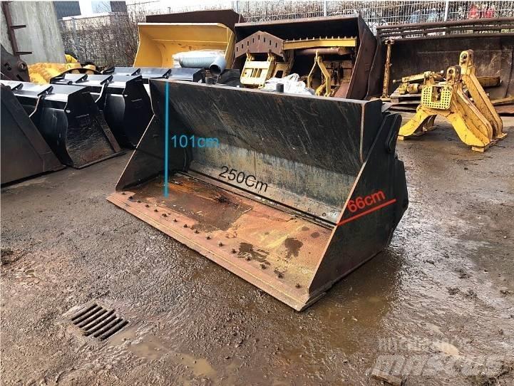 CAT 930H/K Ковши