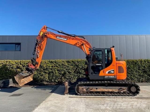 Hitachi 140W-5B Колёсные экскаваторы