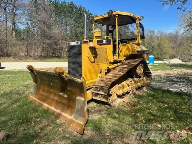 CAT D 5 M XL Гусеничные бульдозеры