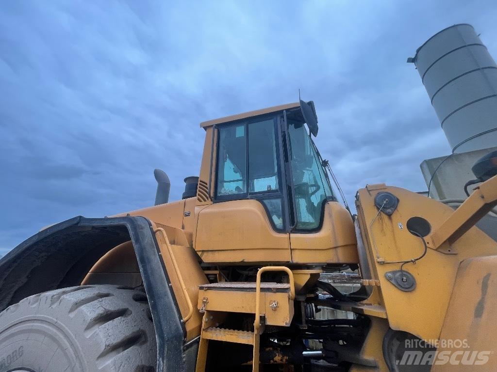 Volvo L 180 F Фронтальные погрузчики
