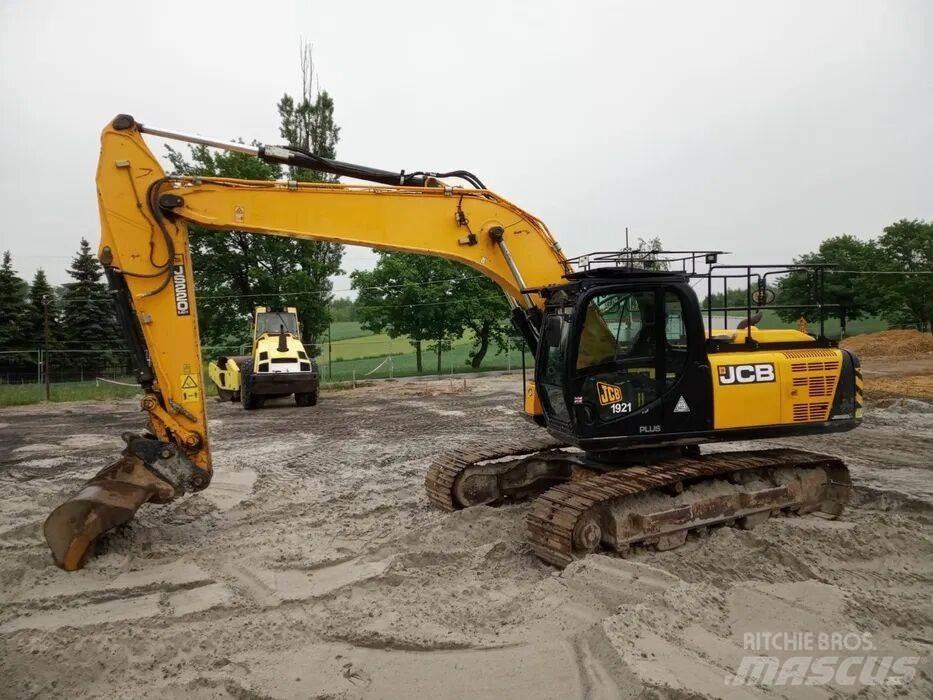 JCB JS220LC Гусеничные экскаваторы
