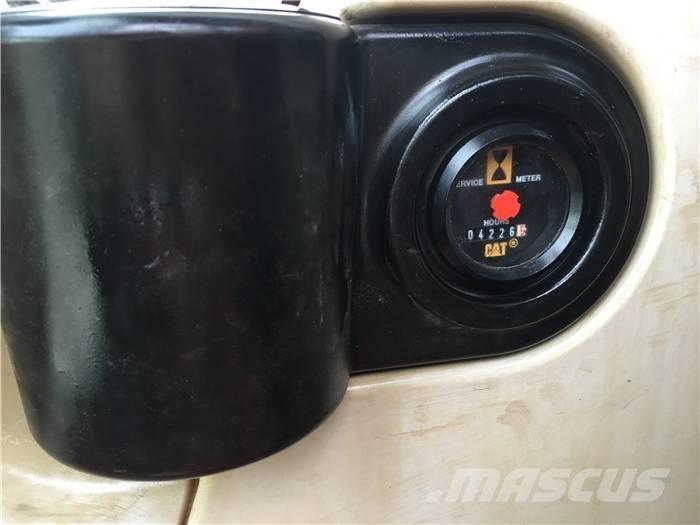 CAT 320 C L Гусеничные экскаваторы