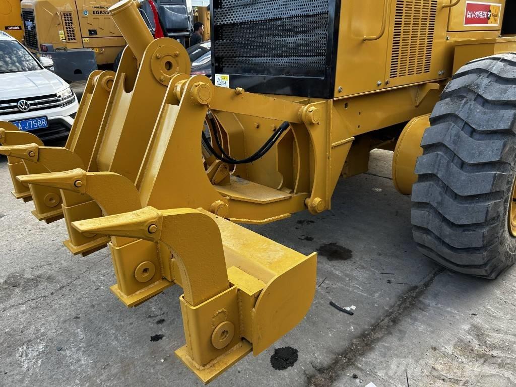 CAT 140H Грейдеры