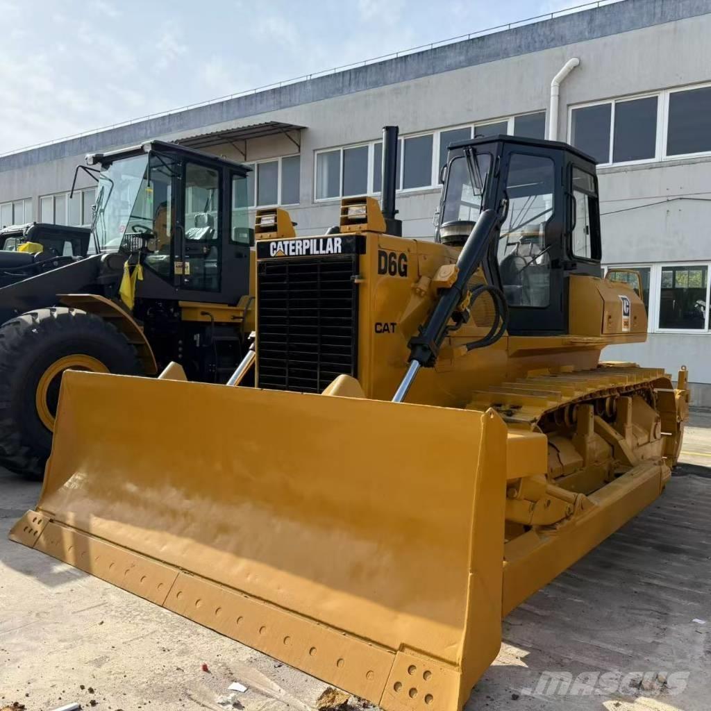 CAT D 6 G Гусеничные бульдозеры