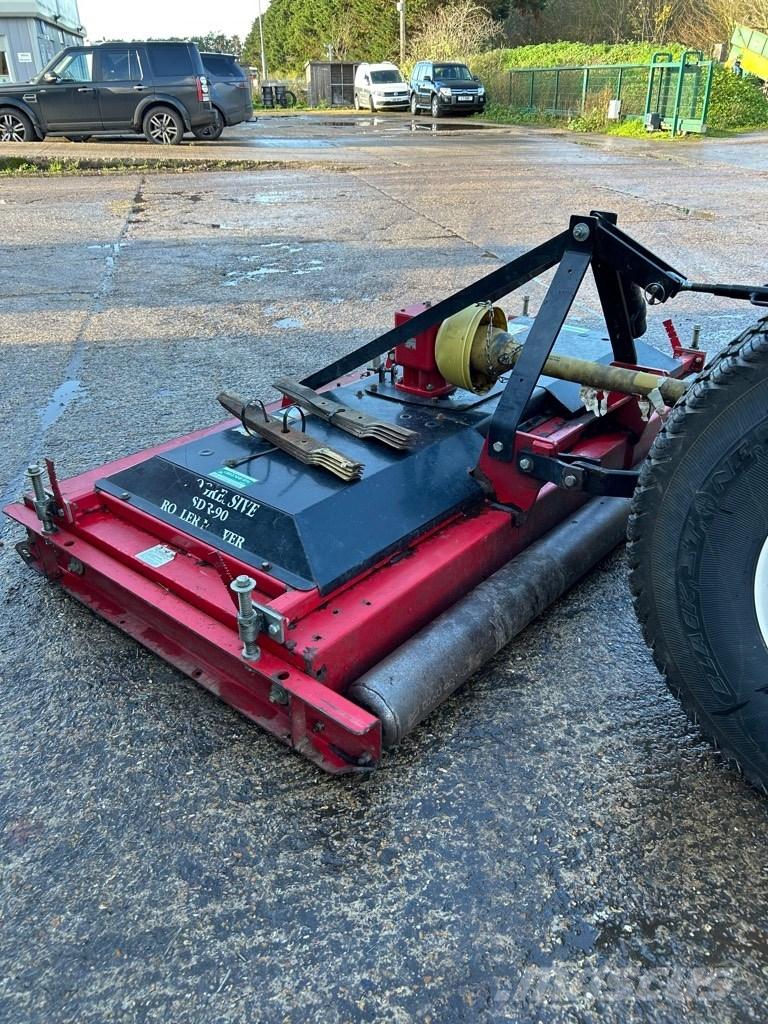 Progressive SDR-90 Навесные и прицепные косилки