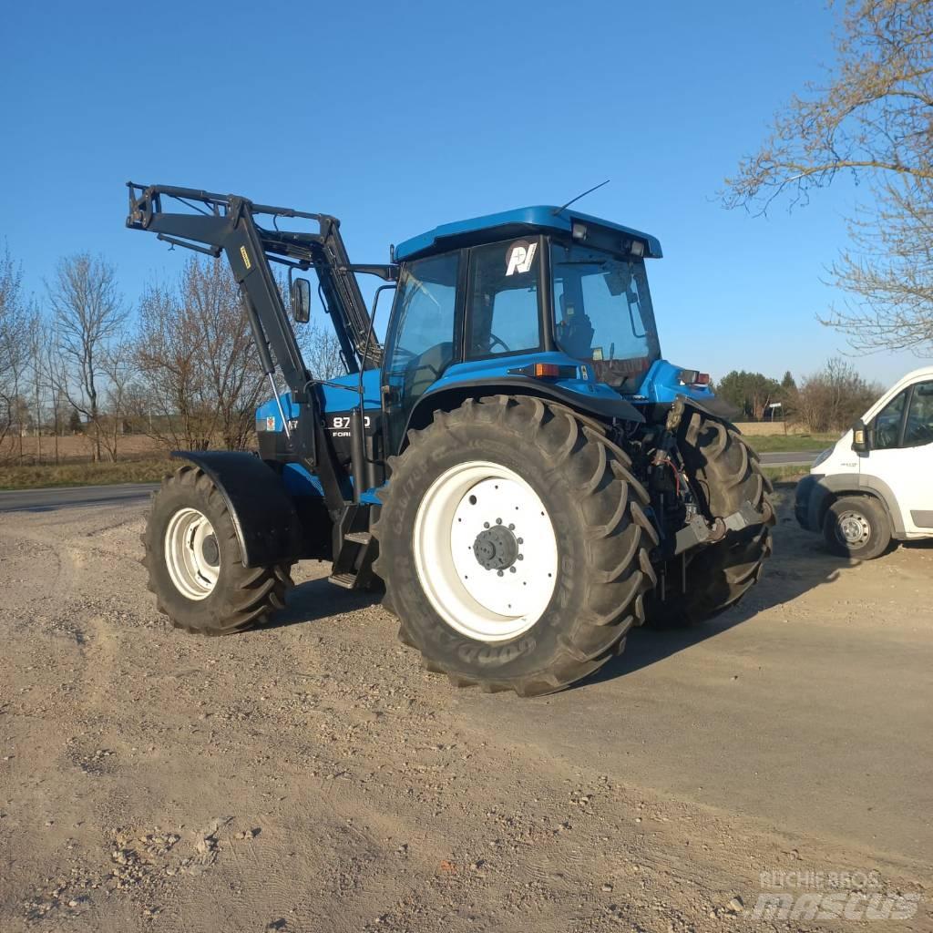 New Holland 8770 Трактора