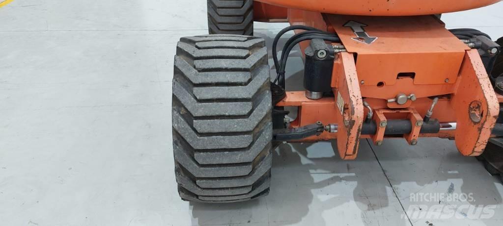 JLG 450 AJ Коленчатые подъемники