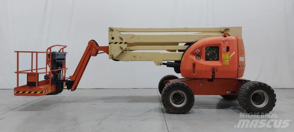 JLG 450 AJ Коленчатые подъемники