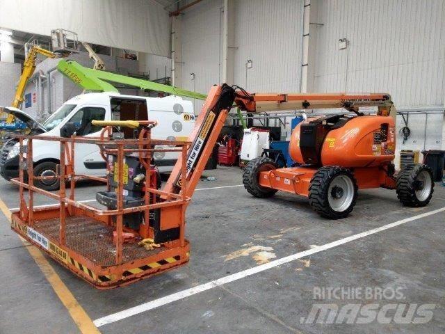 JLG 600AJ Коленчатые подъемники