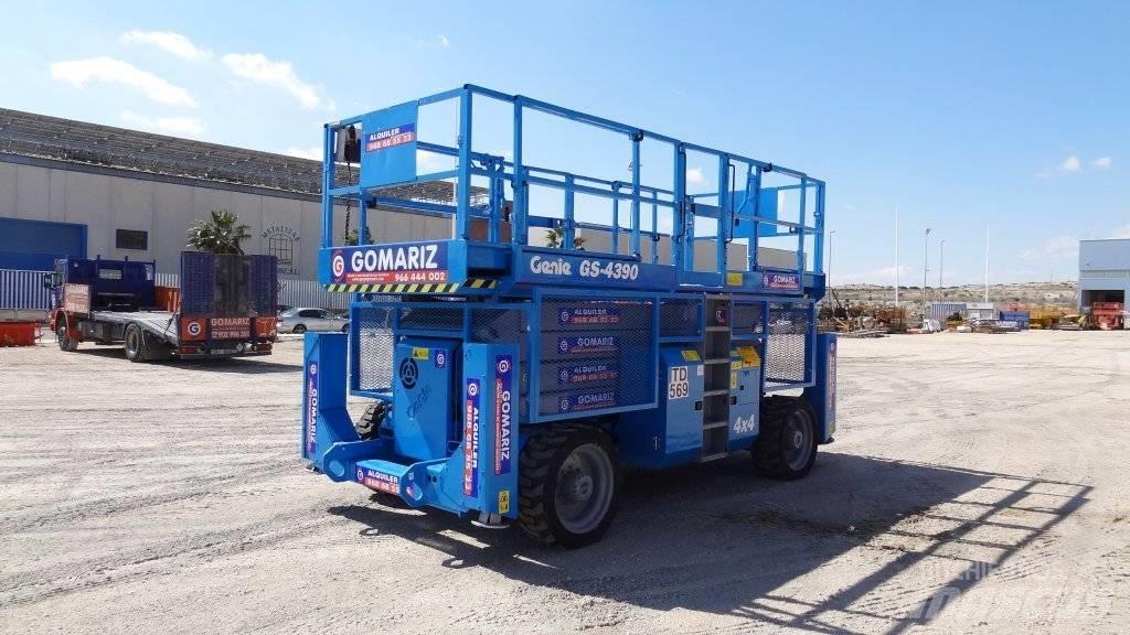 Genie GS 4390 RT Ножничные подъемники