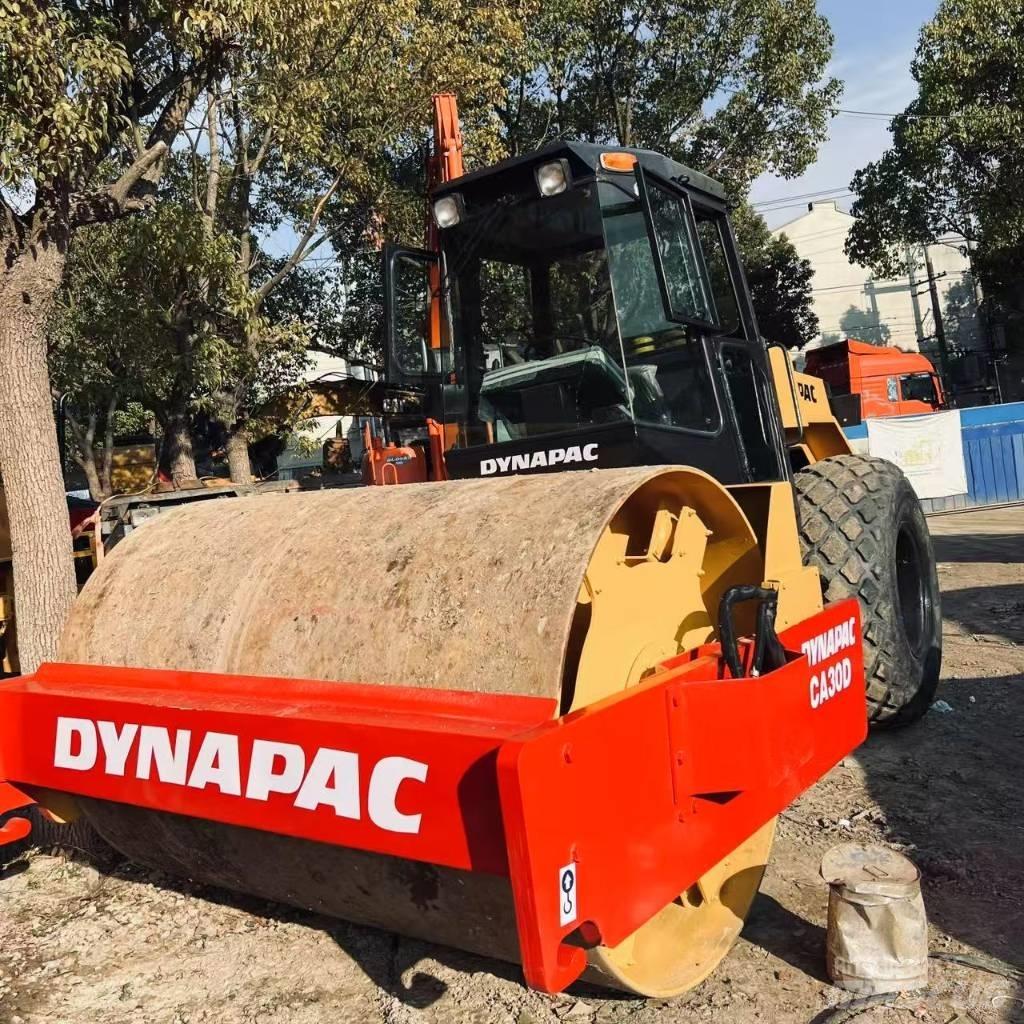 Dynapac CA 30 D Грунтовые катки