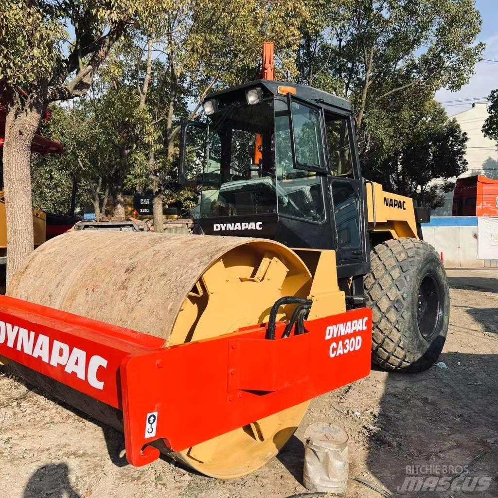 Dynapac CA 30 D Грунтовые катки