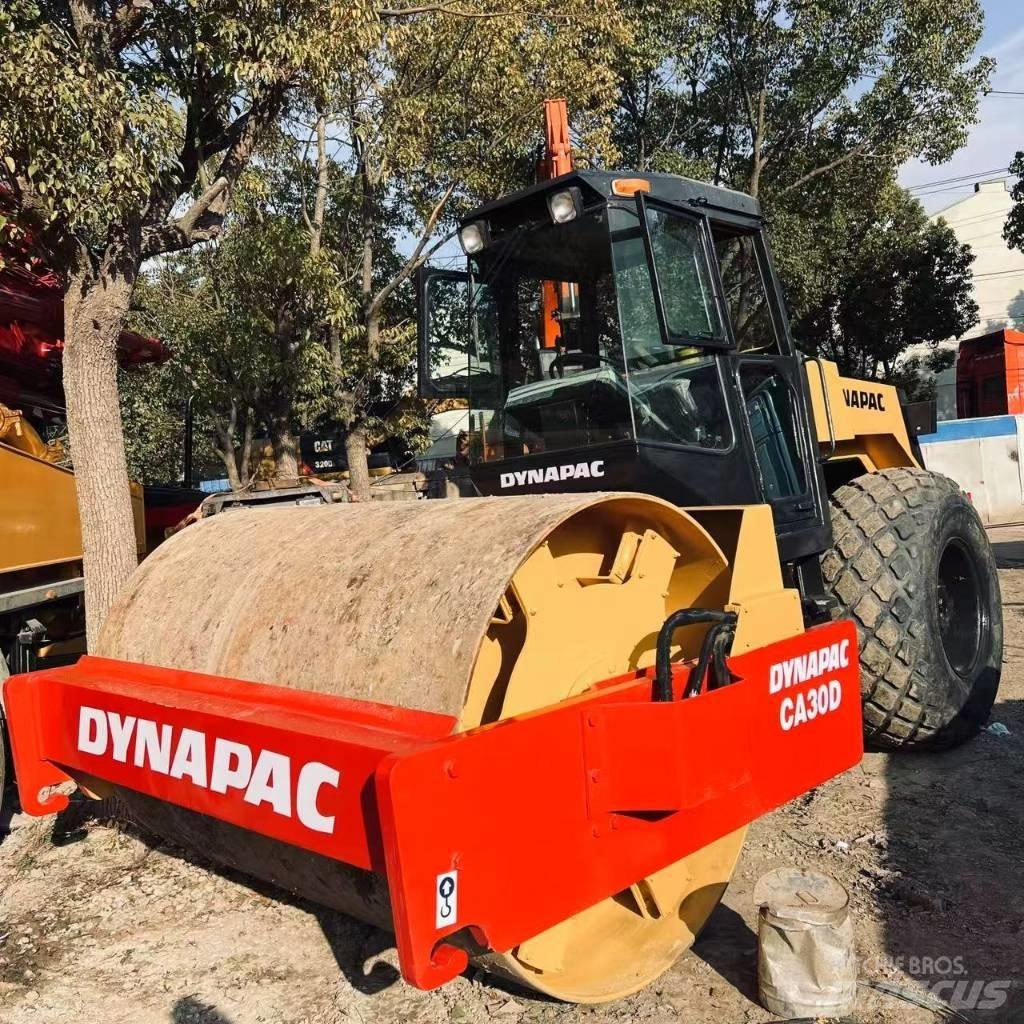 Dynapac CA 30 D Грунтовые катки