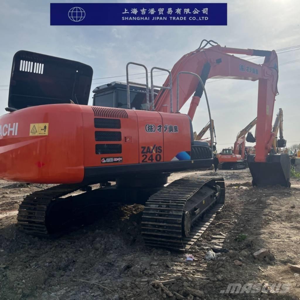 Hitachi ZX 240 Гусеничные экскаваторы