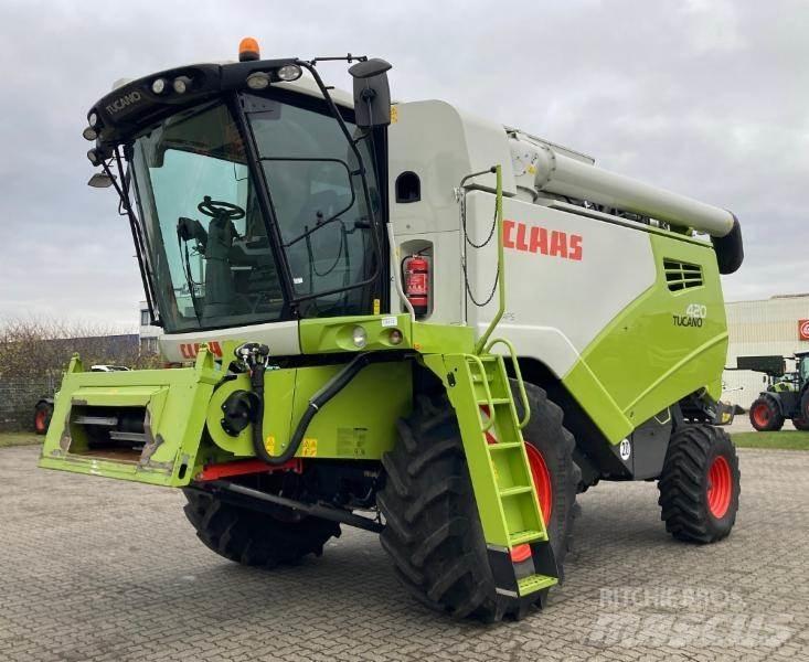 CLAAS TUCANO 420 Зерноуборочные комбайны