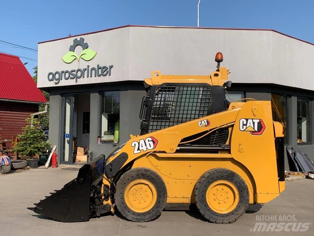 CAT 246 Мини-погрузчики