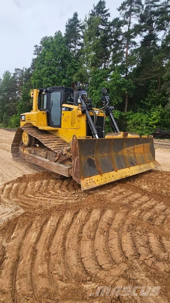CAT D 6 T LGP Гусеничные бульдозеры