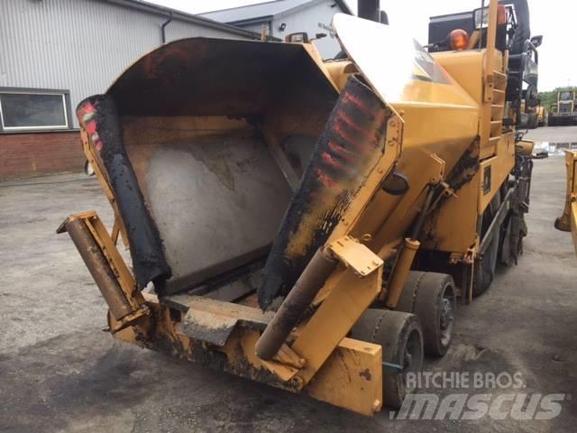 CAT AP 300 Асфальтоукладчики