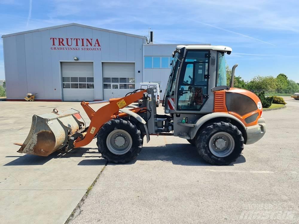 Atlas AR75e Фронтальные погрузчики