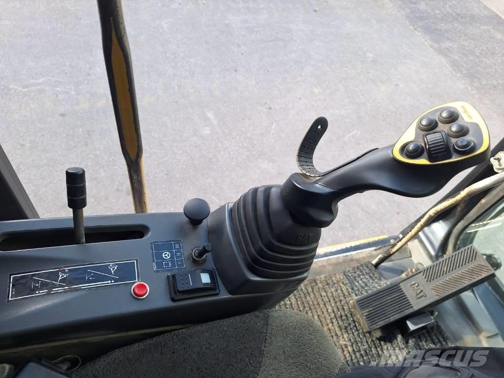 CAT M316C Колёсные экскаваторы