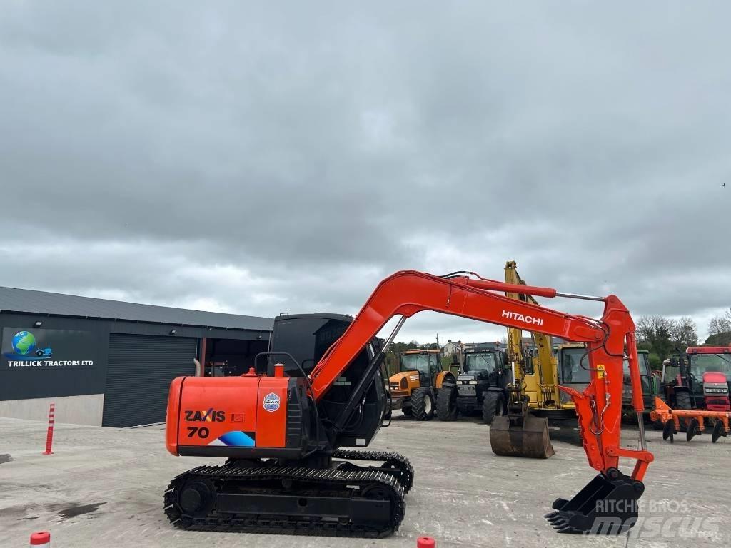 Hitachi Zaxis 70 Малые экскаваторы 7т-12т