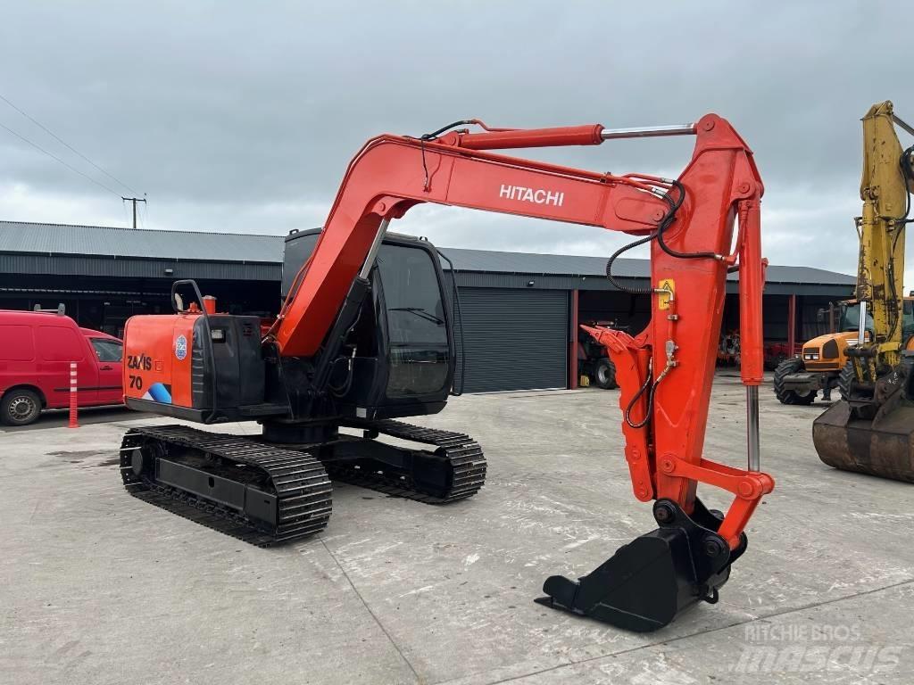 Hitachi Zaxis 70 Малые экскаваторы 7т-12т
