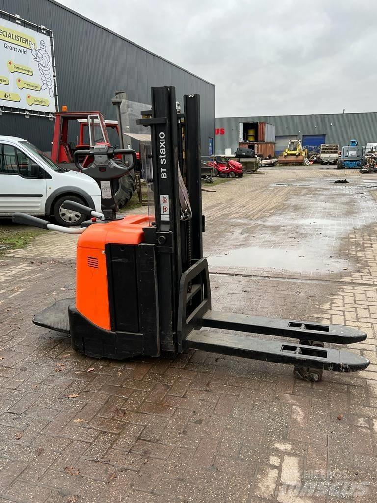 BT SPE 125 Ручные штабелёры с электроподъёмом