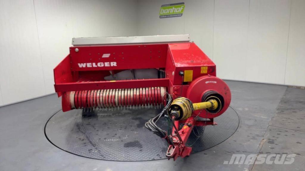 Welger AP 830 Тюковые пресс-подборщики