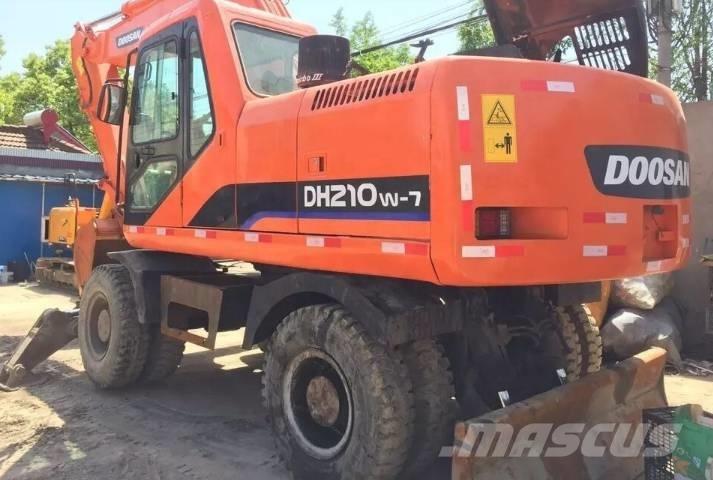 Doosan DH210W-7 Колёсные экскаваторы