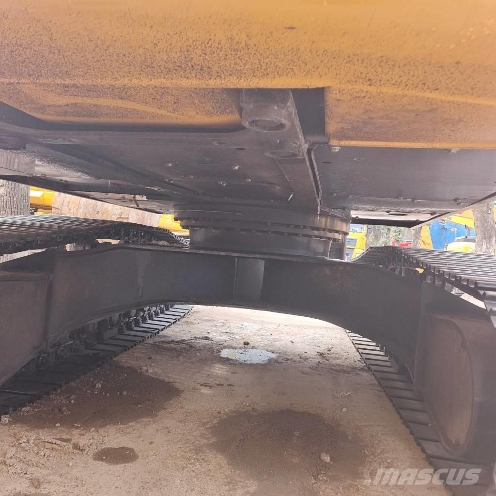 Sany SY 215 C Гусеничные экскаваторы