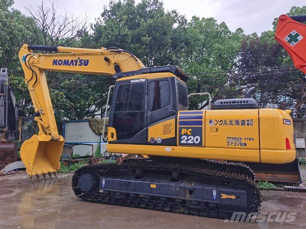 Komatsu PC 220-7 Гусеничные экскаваторы