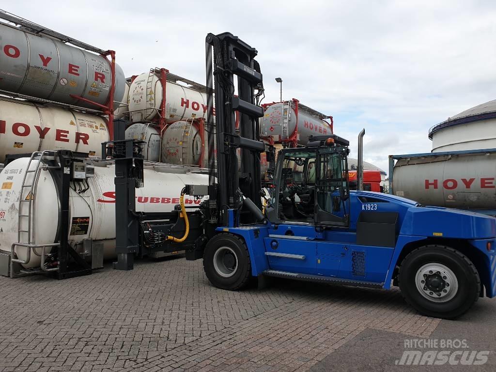 Kalmar DCG1700-12, Контейнерные вилочные погрузчики