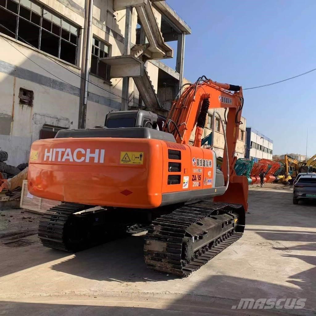 Hitachi EX 200-5 Гусеничные экскаваторы