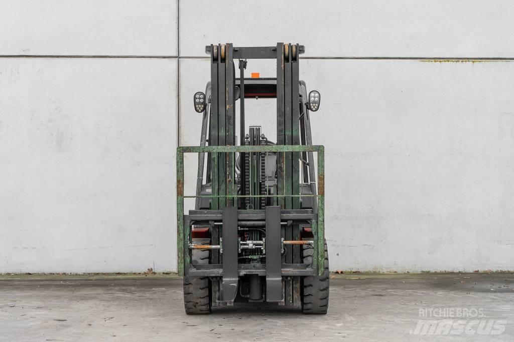 Manitou MI 35 D Дизельные погрузчики