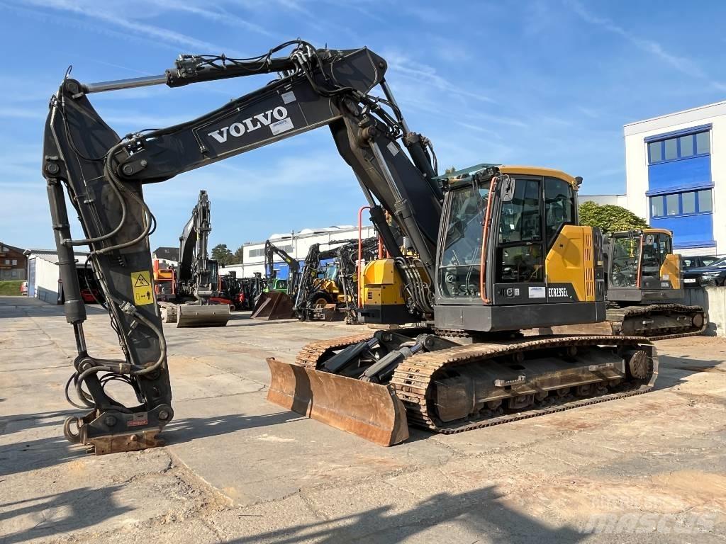 Volvo ECR235EL Гусеничные экскаваторы