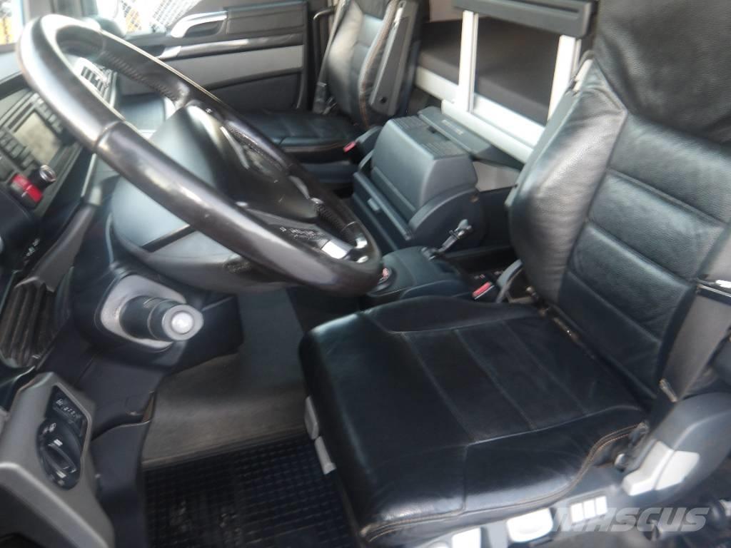 MAN TGX 35.560 8x4 зерновозы