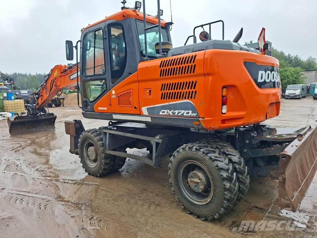 Doosan DX 170 W Колёсные экскаваторы