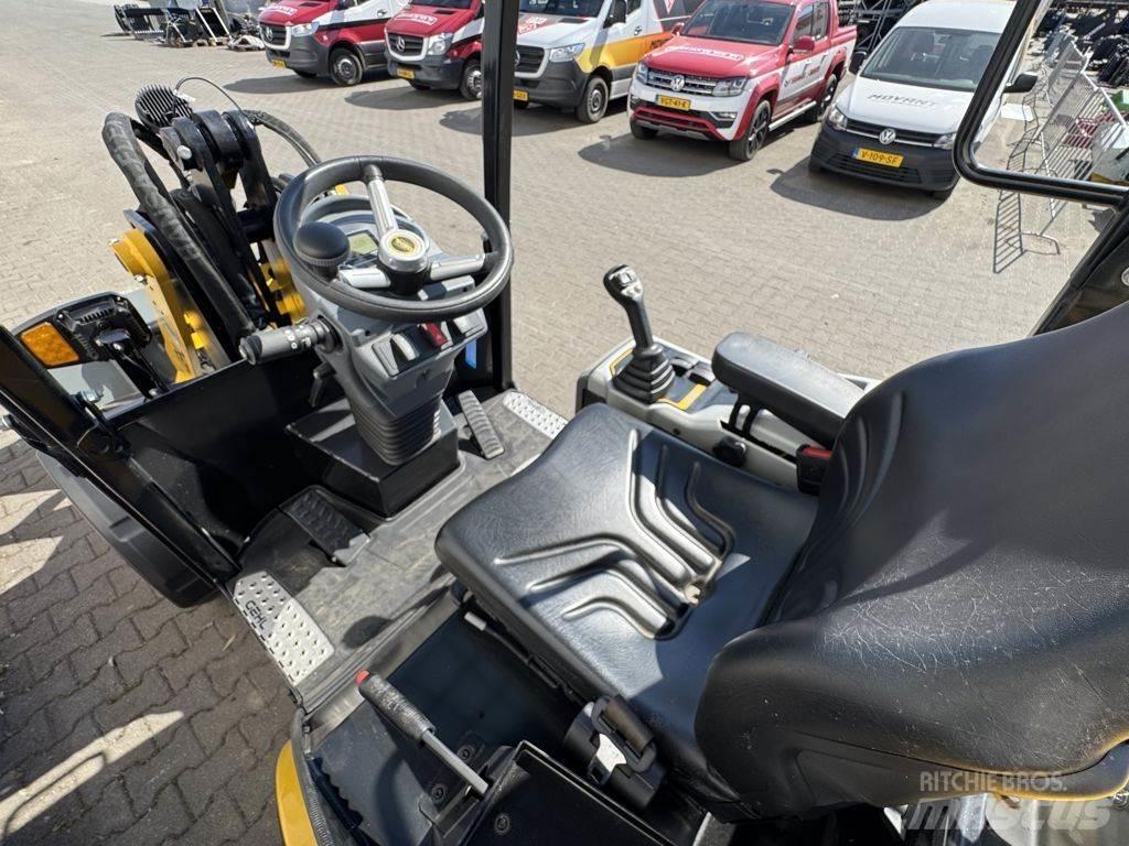 Gehl AL330 Фронтальные погрузчики