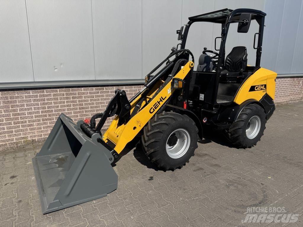 Gehl AL330 Фронтальные погрузчики