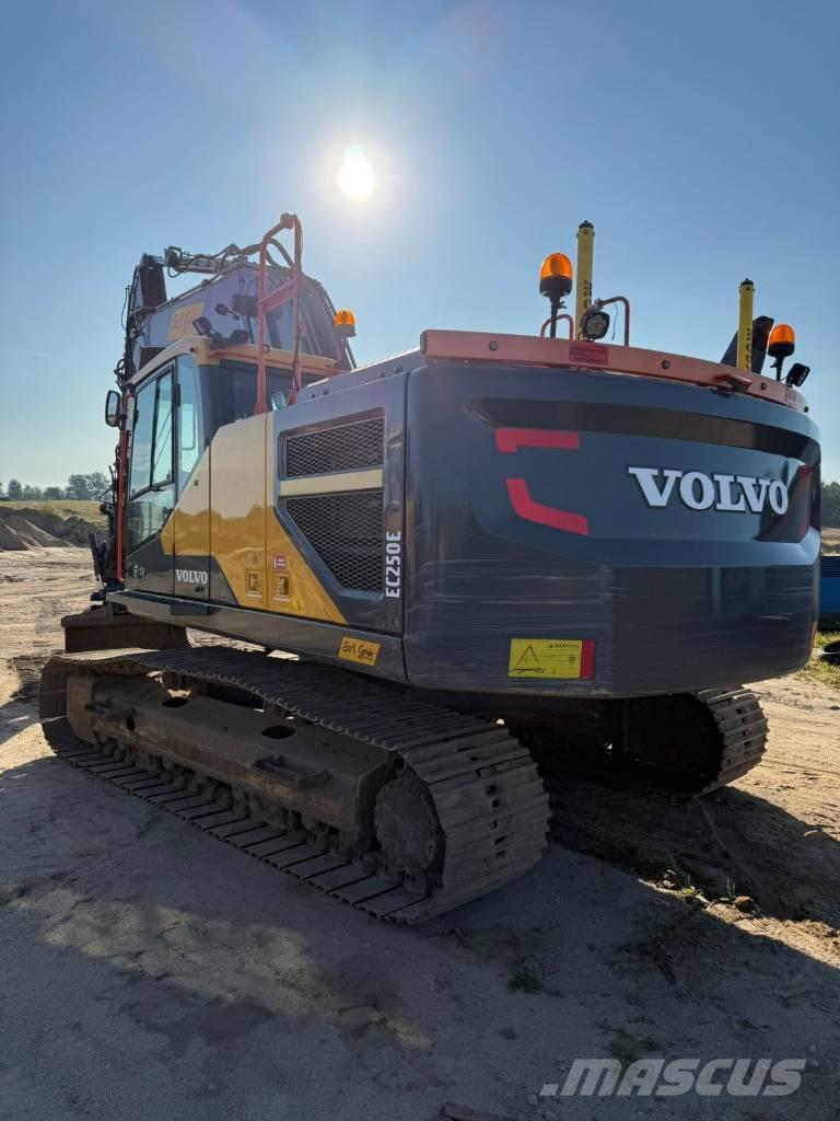 Volvo EC 250 EL Гусеничные экскаваторы