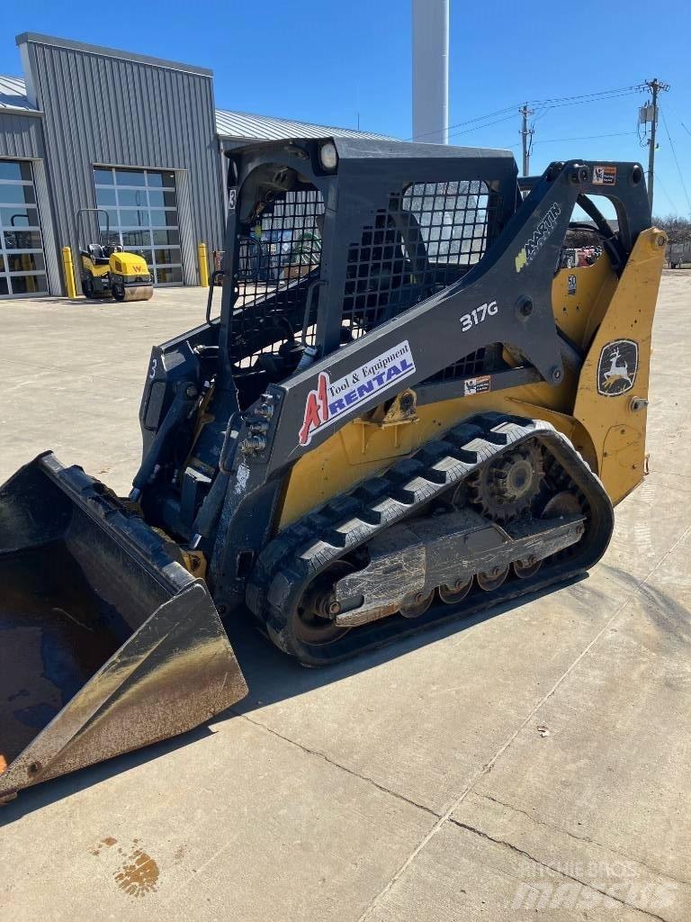 DEERE 317 G Мини-погрузчики