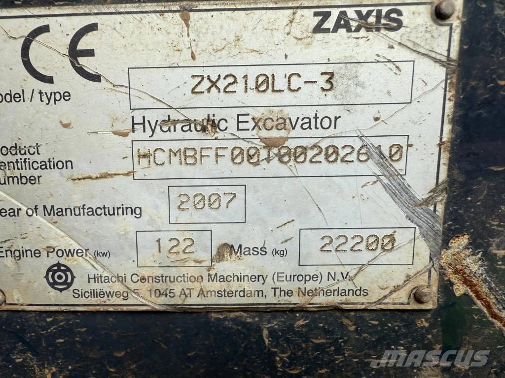 Hitachi ZX 210 LC-3 Гусеничные экскаваторы