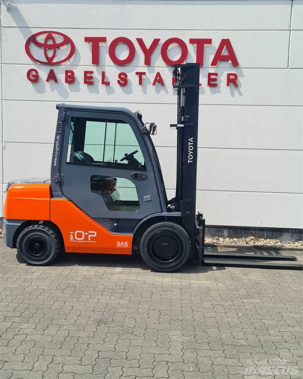 Toyota 02-8FDJF35 Дизельные погрузчики