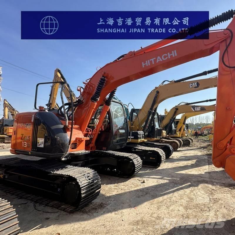 Hitachi ZX 135 Гусеничные экскаваторы