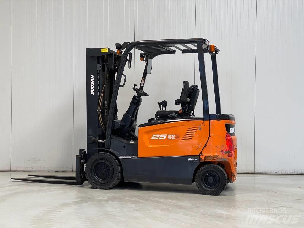Doosan B25X-7 Электропогрузчики