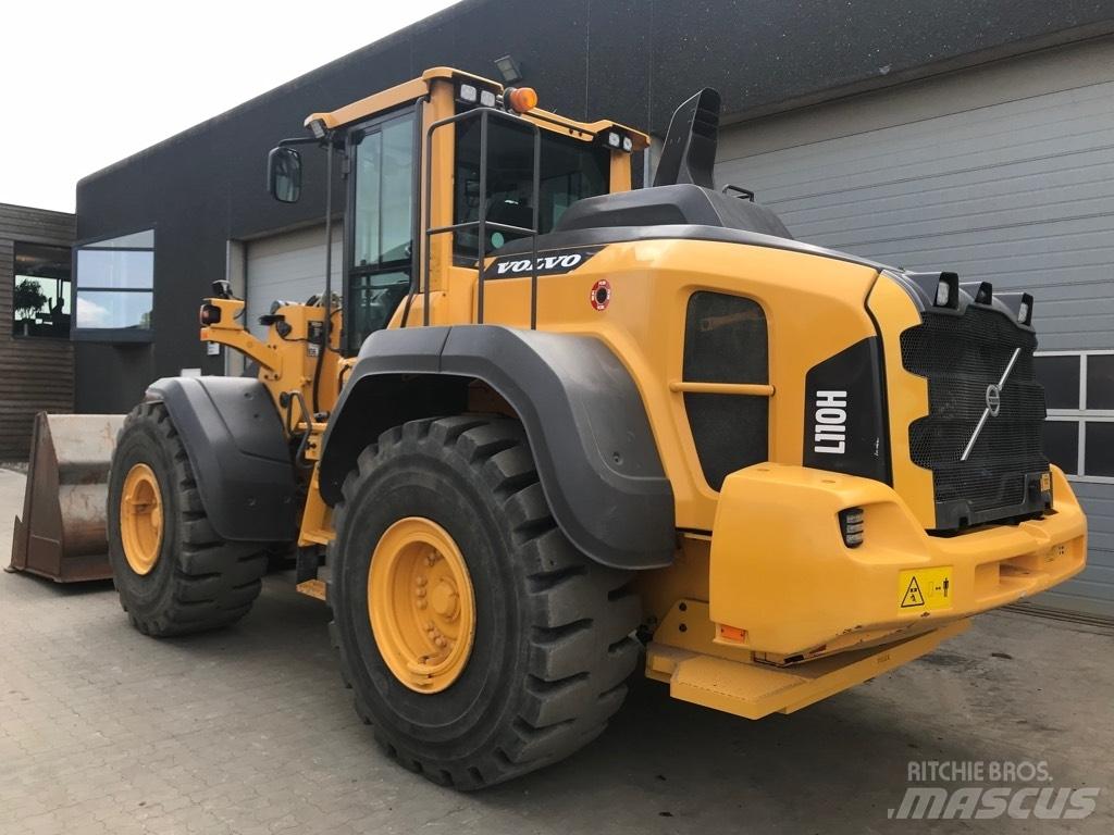 Volvo L110H Фронтальные погрузчики
