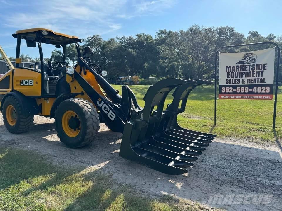 JCB 407 Фронтальные погрузчики
