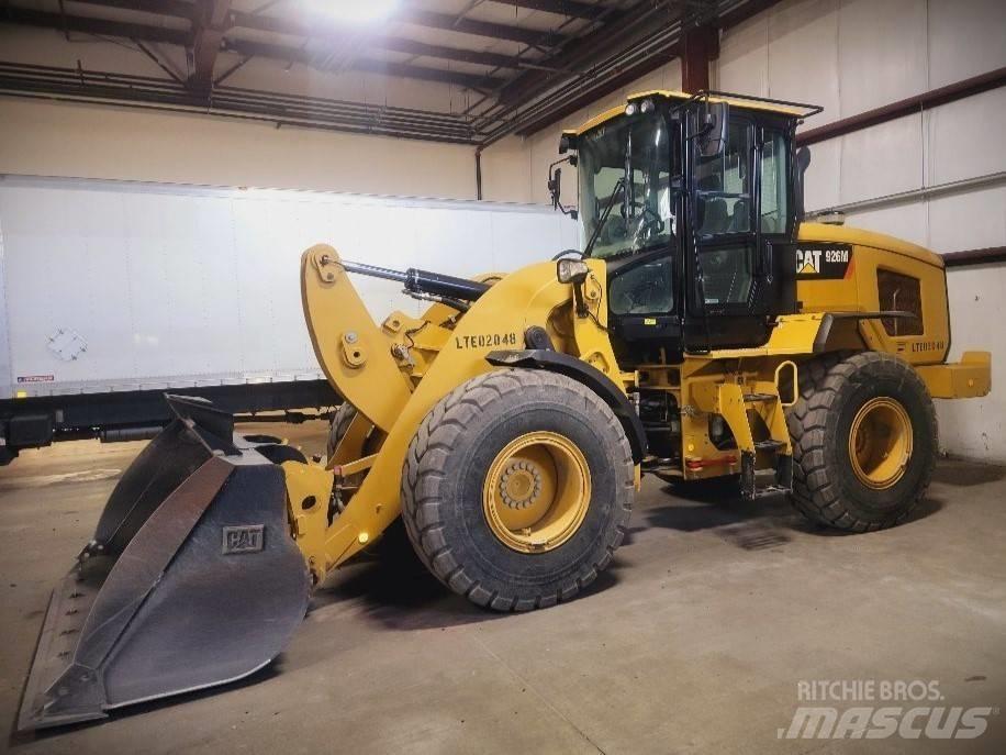 CAT 926M Фронтальные погрузчики