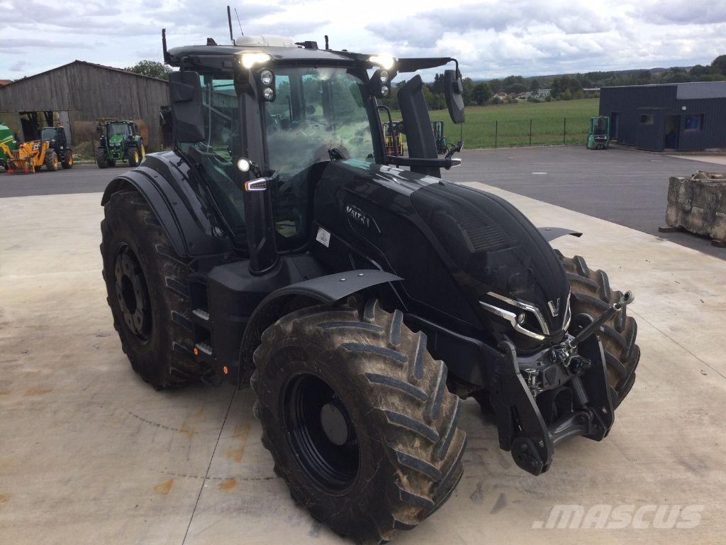 Valtra Q265 Трактора